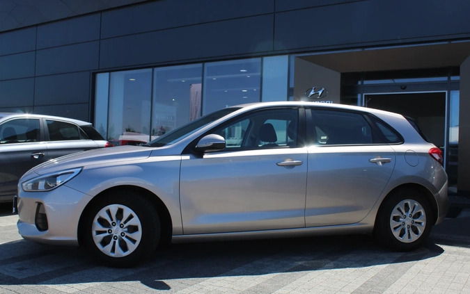 Hyundai I30 cena 45900 przebieg: 115329, rok produkcji 2018 z Bodzentyn małe 277